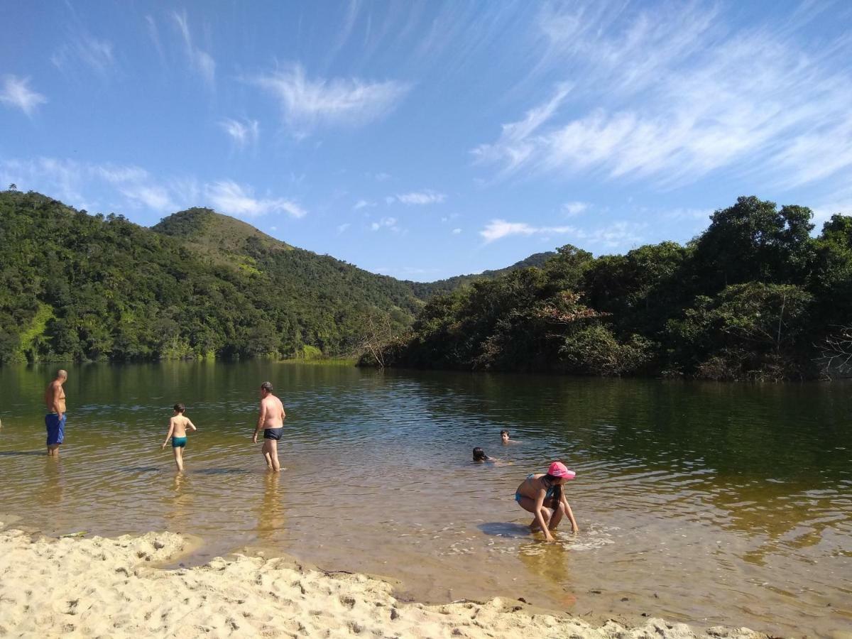 Caraguatatuba De Frente Para O Mar Buitenkant foto